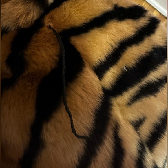 New Stand studio Tiffany Jacket. Leopard print faux fur jacket - Picture 2 of 6